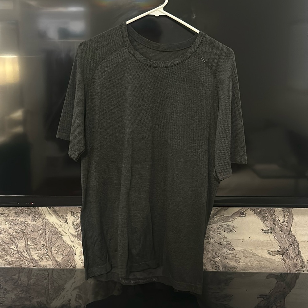 Lululemon Metal Vent Tech Shirt